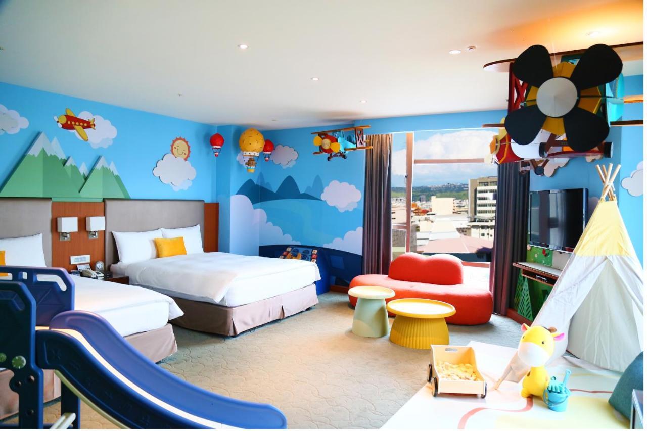 Taichung Harbor Hotel Wuqi Exteriör bild