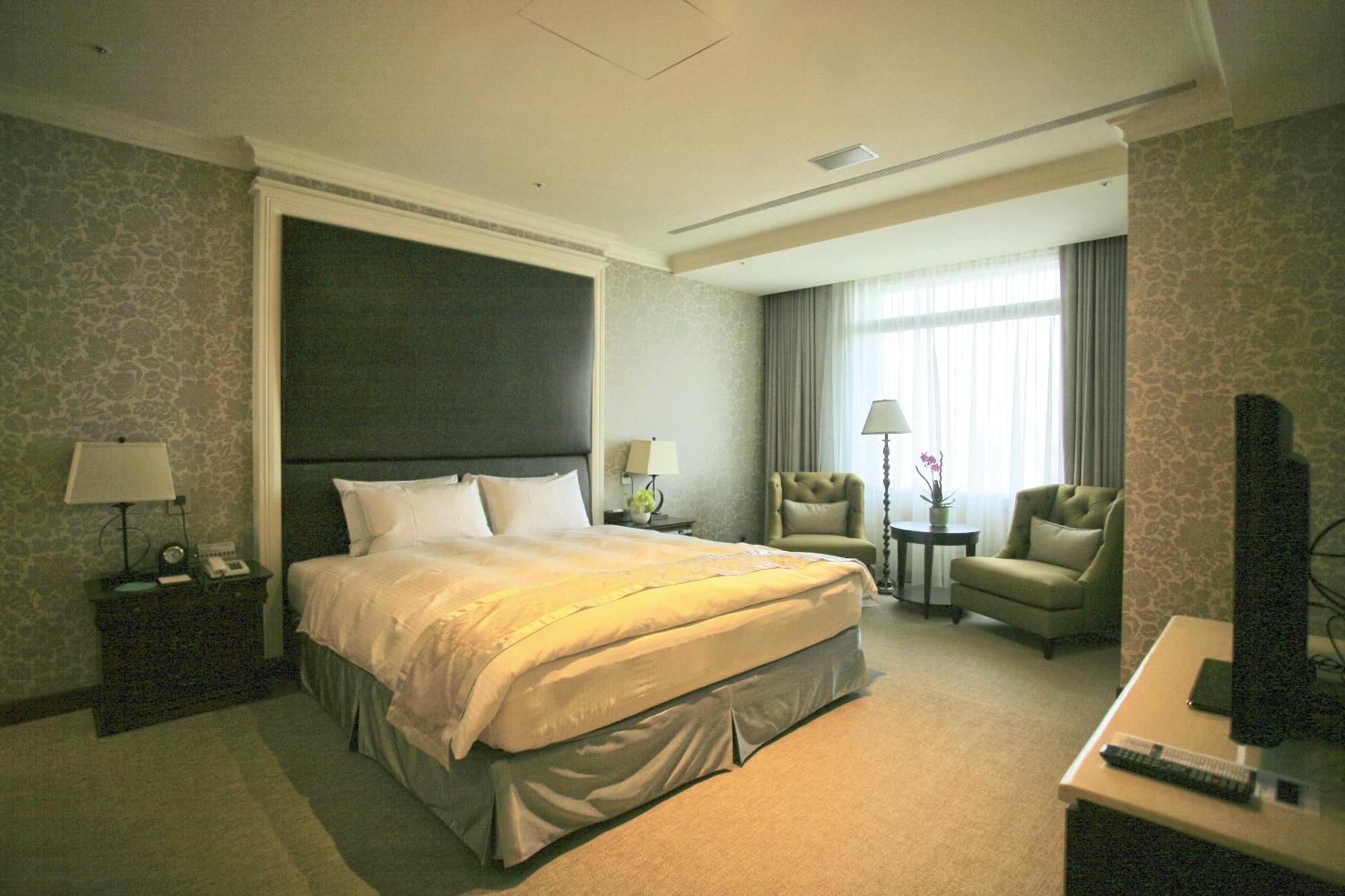 Taichung Harbor Hotel Wuqi Rum bild