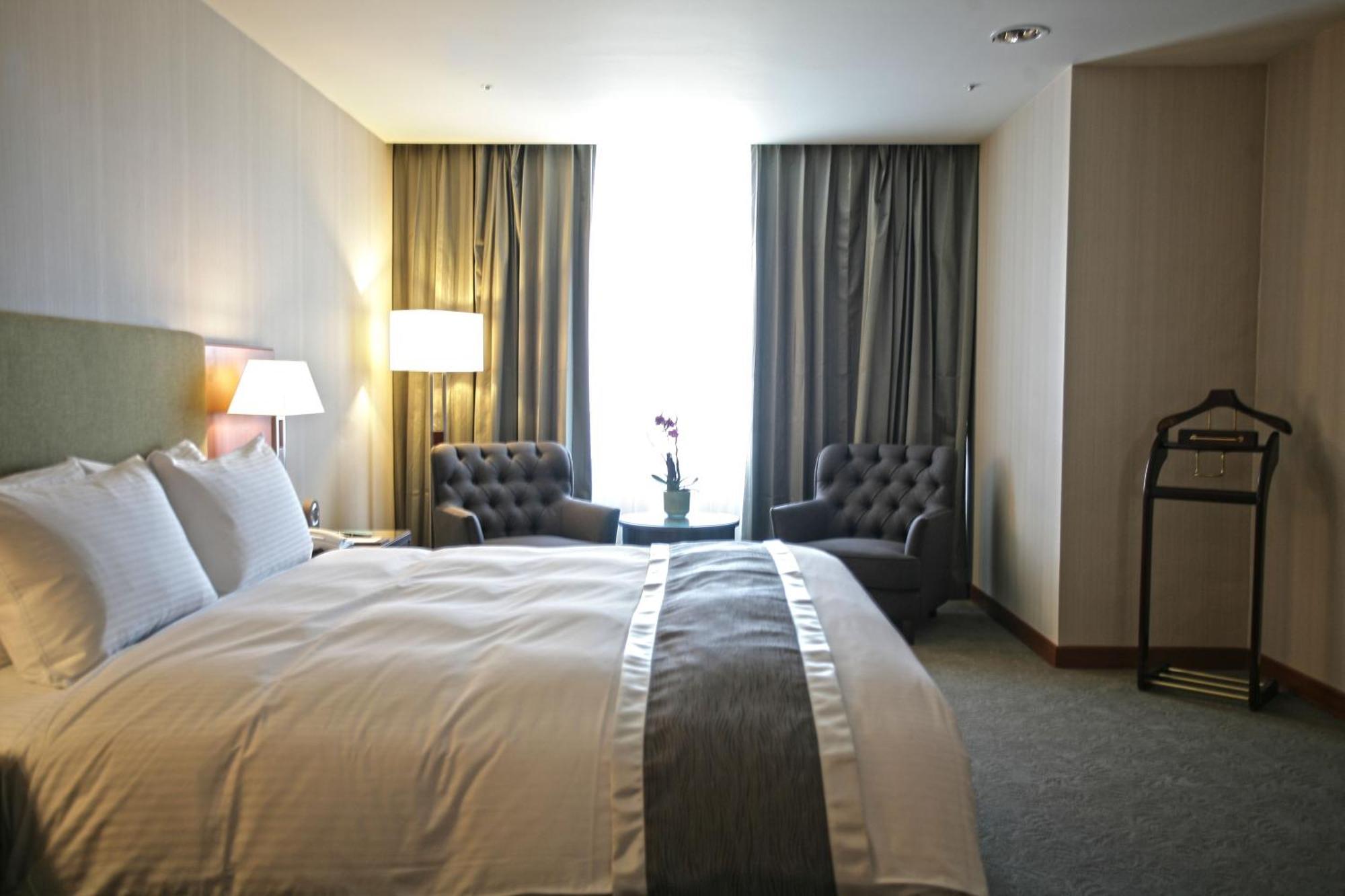 Taichung Harbor Hotel Wuqi Rum bild